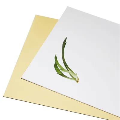 Може ли да се залепи пластмасов лист за бедрата?